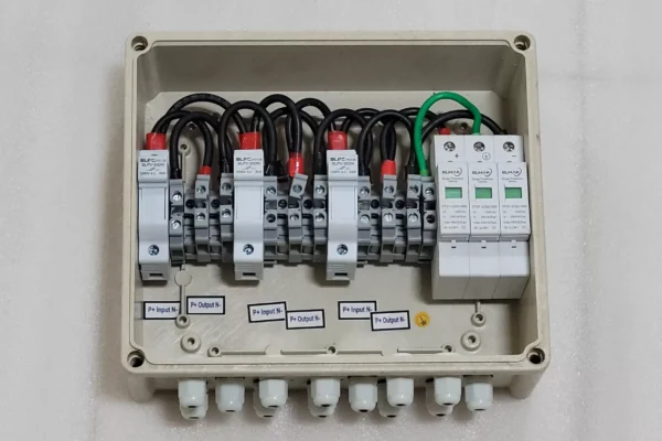 DCDB 3in3out 1000v - 1 SPD